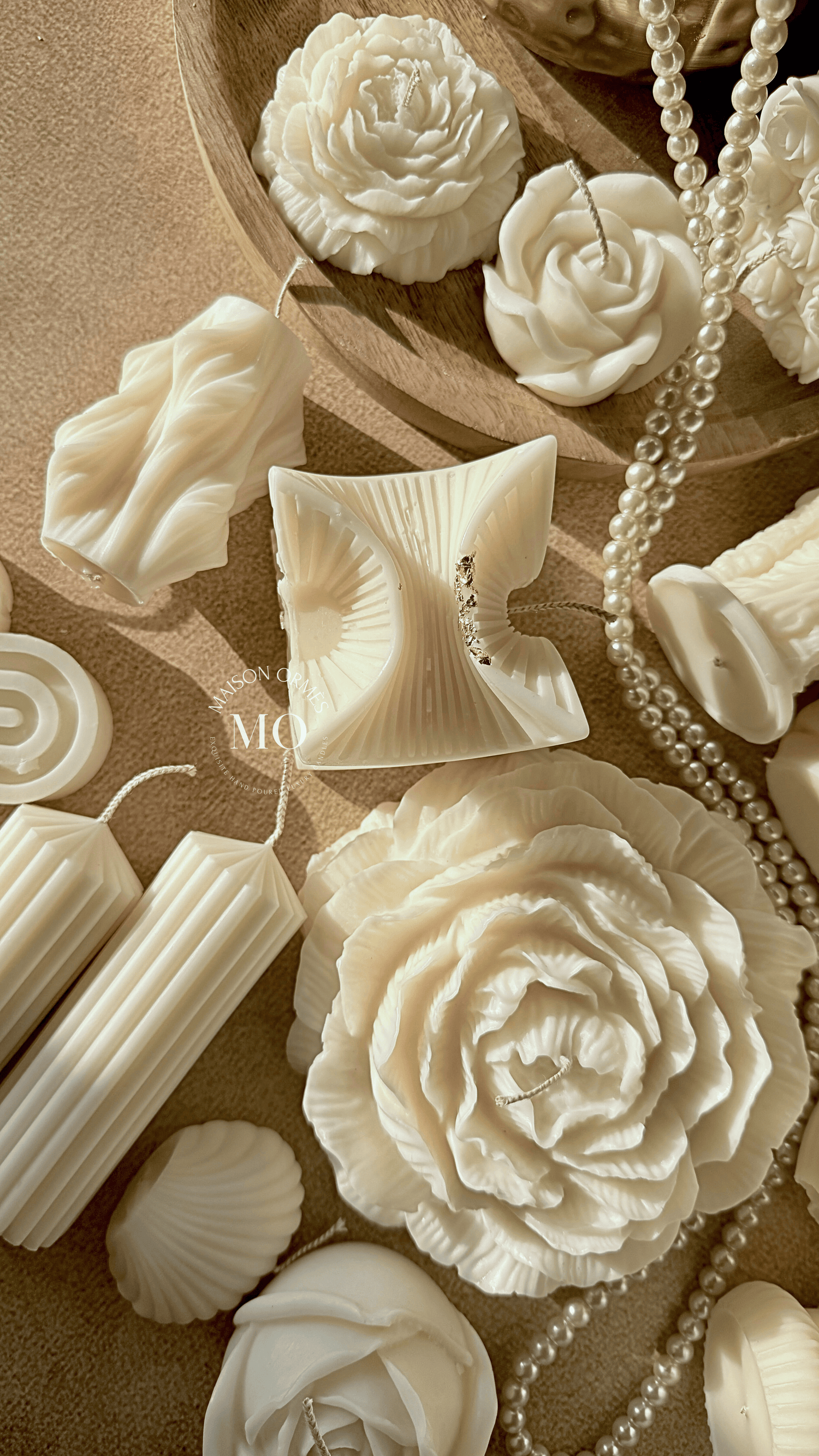 Gentle Forms in Stillness